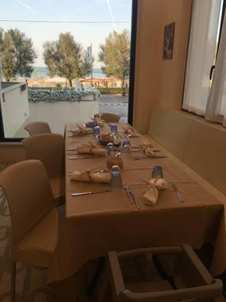 Hotel Ancore Senigallia Exterior photo